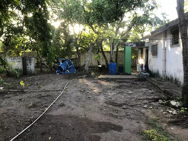 solares y terrenos - Terreno en venta en el sector Urbanización Los Jardines,  Boca chica, Santo Domi 8