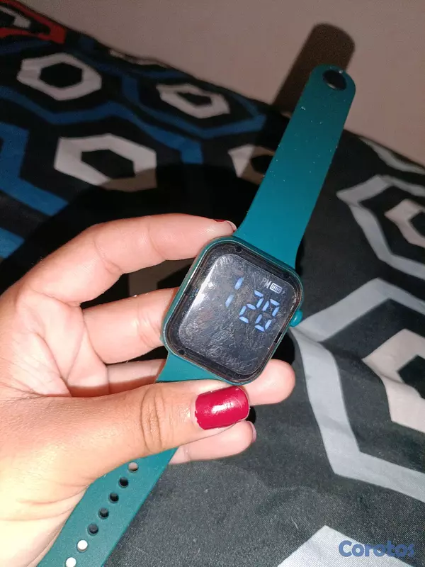 otros electronicos - reloj digital sencillo  2