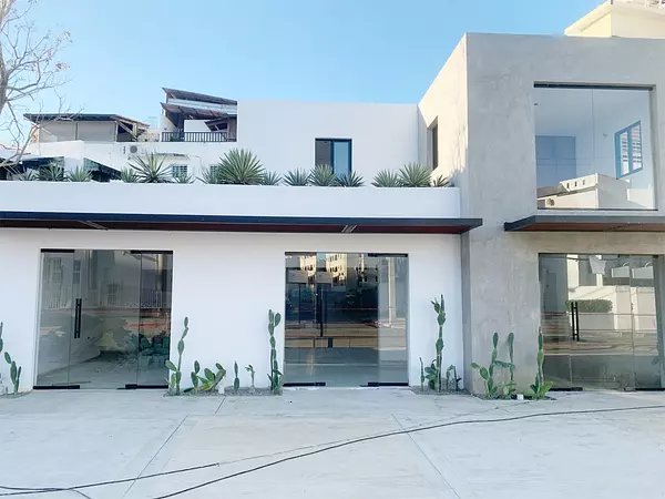 oficinas y locales comerciales - Local en urb Fernández 4