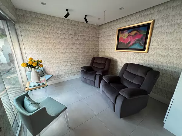 oficinas y locales comerciales - Vendo casa local en Urbanización Fernández  3