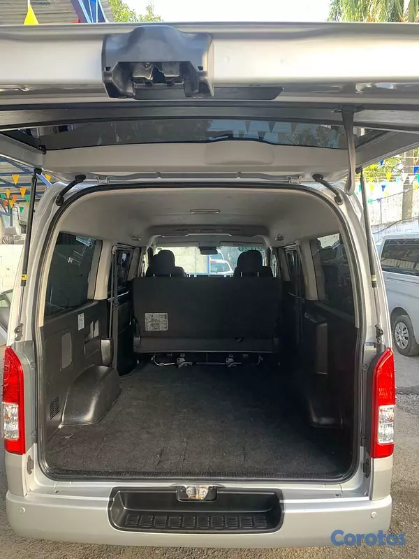 otros vehiculos - TOYOTA HIACE SUPER GL 2020 13