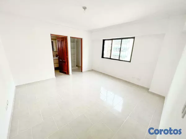 apartamentos - En Alqauiler Apartamento en Evaristo Morales de 3 habitaciones 2