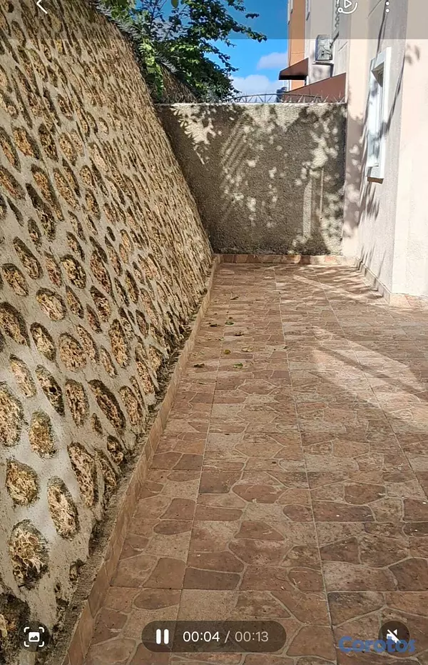 apartamentos - Primer Piso con Patio, totalmente nuevo con Bono V 8