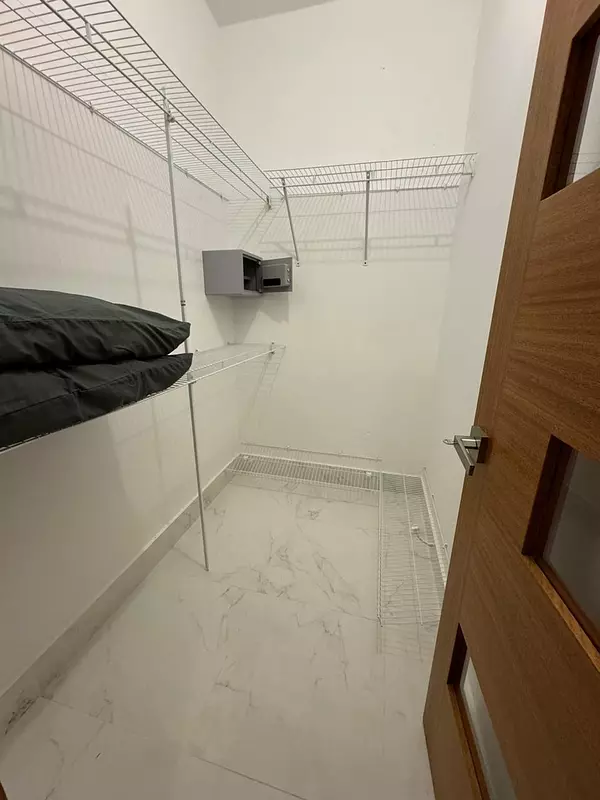 apartamentos - Apartamento en Alquiler Amueblado – Piantini 8