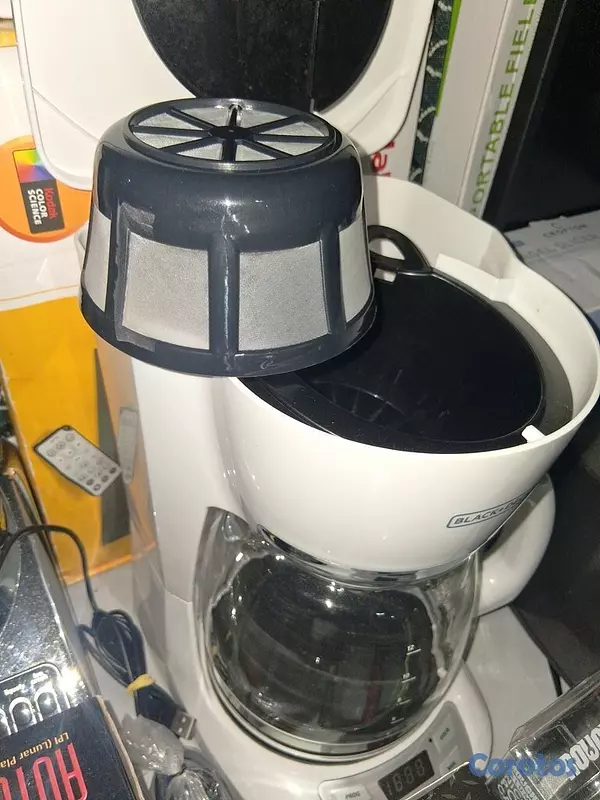 electrodomesticos - Cafetera Black+Decker de 12 Tazas Programable  2