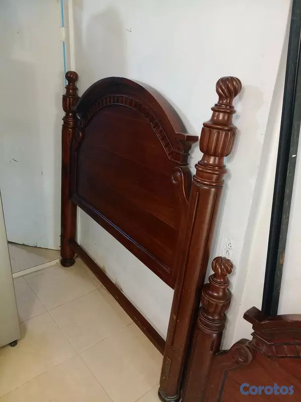 muebles y colchones - Vendo base cama caoba puro queen de 60  11