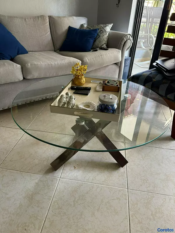 muebles y colchones - Vendo mesa con tope de cristal 
 2