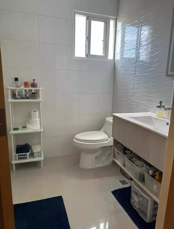 apartamentos - VENTA DE PENTHOUSE EN EL SECTOR EL MILLÓN/ CONDOMINIO ENSANCHE QUISQUEYA
US$240, 10