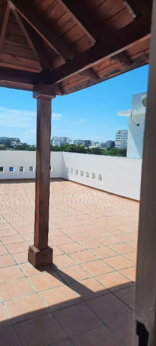 penthouses - Vendo apartamento tipo Ph en Mirador Norte 8