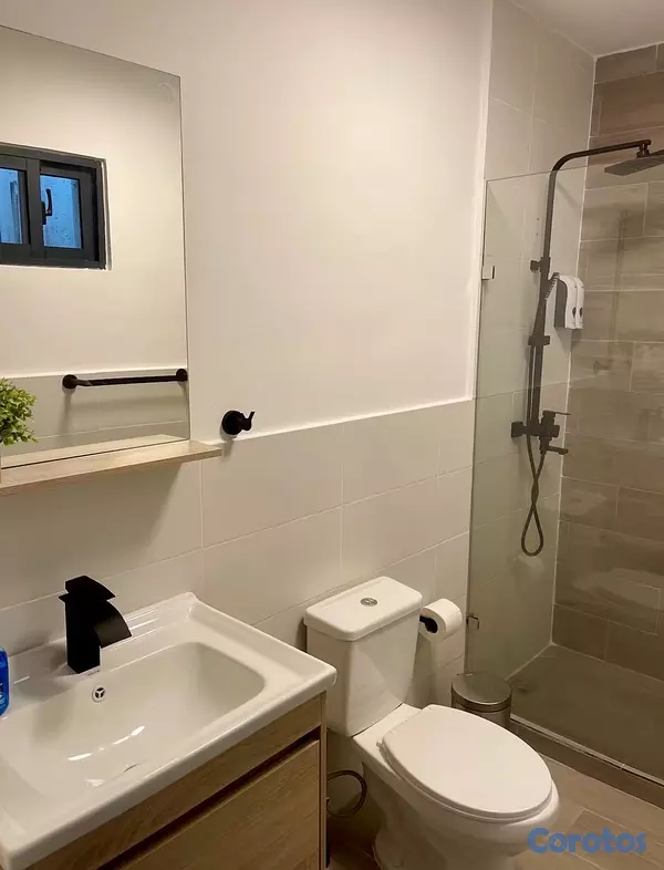 apartamentos - Céntrico Apto de 3
Habitaciones con piscina 11