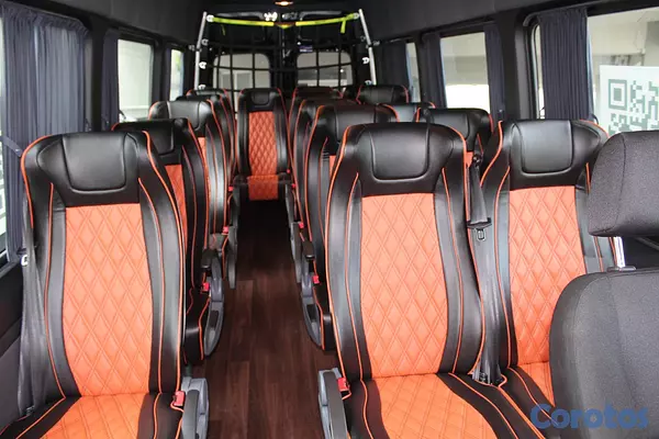 jeepetas y camionetas - Mercedes-Benz Sprinter 2026 5