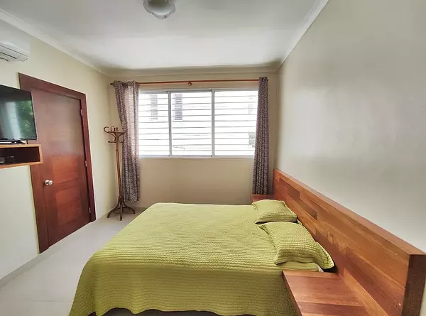 apartamentos - Segundo nivel de venta en La Rosaleda 4