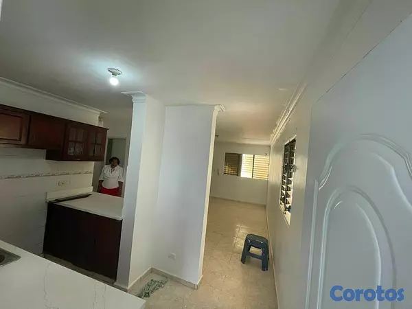 apartamentos - Apartamento en Zona Universitaria 4to Nivel sin as 6