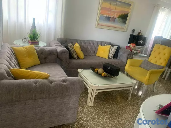 casas - Casa en Venta – Excelente Ubicación en villa carme 10