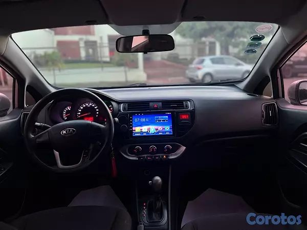 carros - Kia Río LX 2016 4