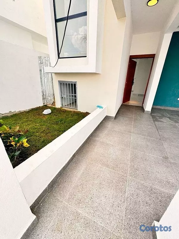 casas - Vendo casa nueva en la autopista de San Isidro Santo Domingo Este  7