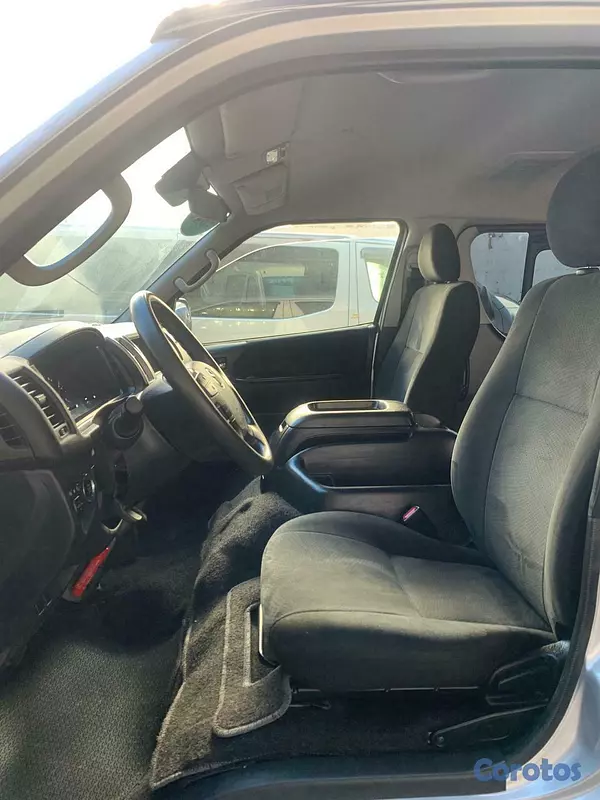 otros vehiculos - TOYOTA HIACE SUPER GL 2020 14