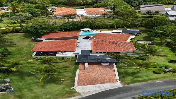casas vacacionales y villas - En Venta Villa en Casa de campo la Romana de 5 habitaciones 8