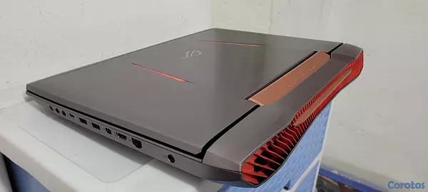 computadoras y laptops - Asus Gamer 17.3 Pulg Core i7 2.7ghz Ram 32gb disco 256gb SSD Y 1tb Gtx 1070 8gb  3