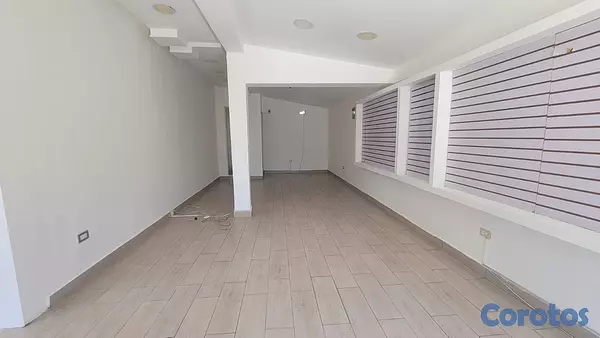 oficinas y locales comerciales - LOCAL COMERCIAL EVARISTO 2