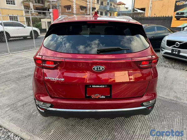 jeepetas y camionetas - Kia Sportage LX 2020 5