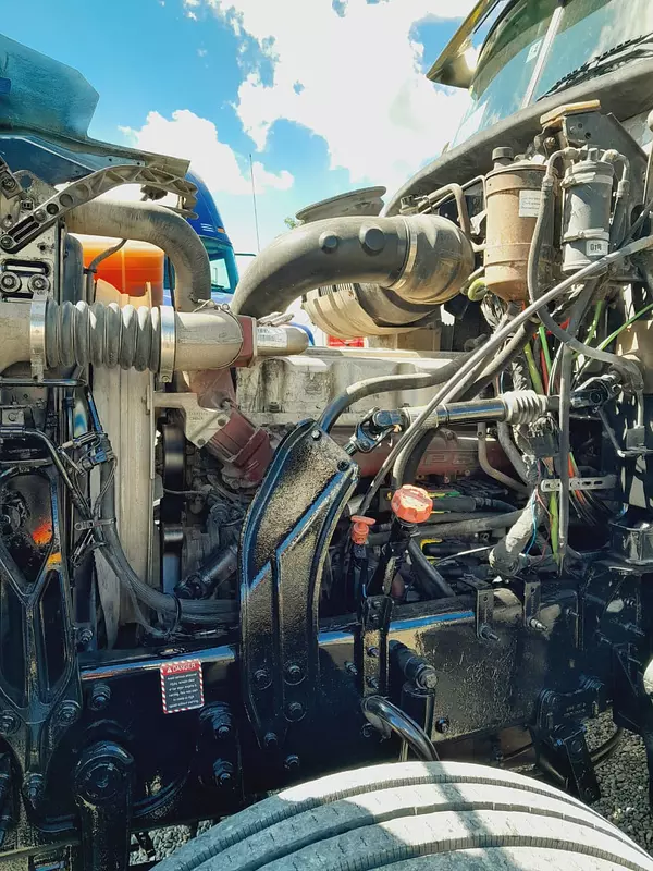 camiones y vehiculos pesados - MACK CHU613 600 4