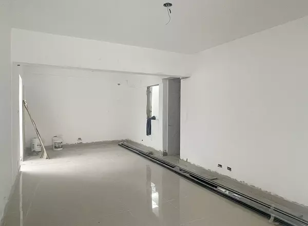 oficinas y locales comerciales - local céntrico en Bella vista  5