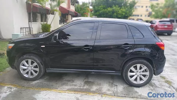 jeepetas y camionetas - Mitsubishi Outlander Sport 2015 3