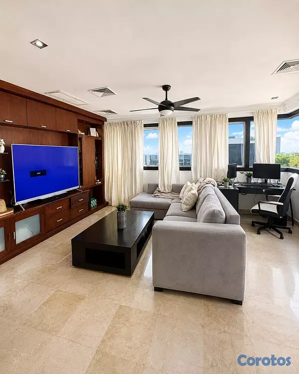 apartamentos - Apartamento amplio en venta en Ensanche Naco 1