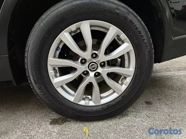 jeepetas y camionetas - NISSAN ROGUE SV CLEAN CARFAX  13