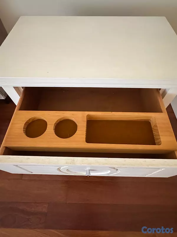 muebles y colchones - Mesa de Noche de Madera Blanca Ilumel 2