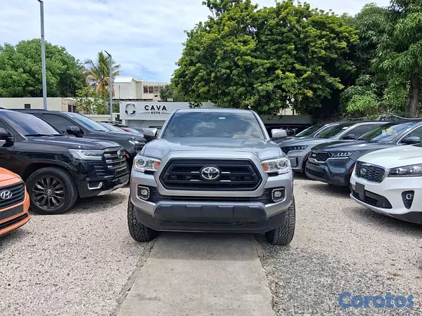 jeepetas y camionetas - Toyota Tacoma SR 2020 12