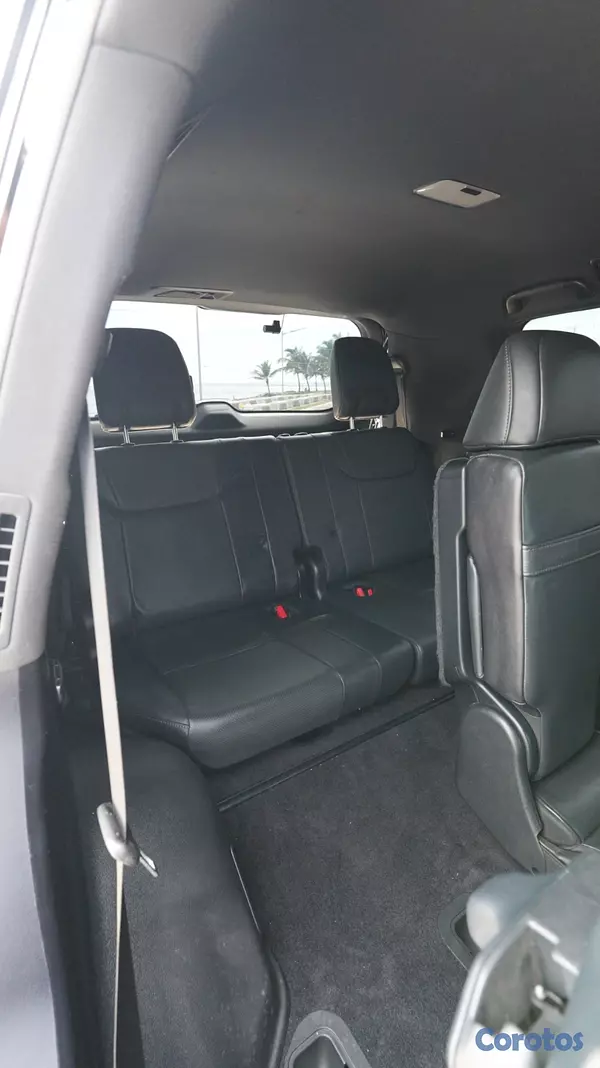 jeepetas y camionetas - Lexus LX 570 2016 135,000km en excelentes condicio 2