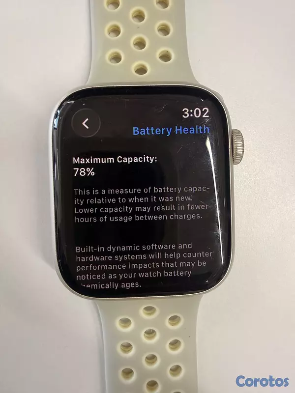 celulares y tabletas - Apple Watch Series 7 de 45mm Silver con correa deportiva 3