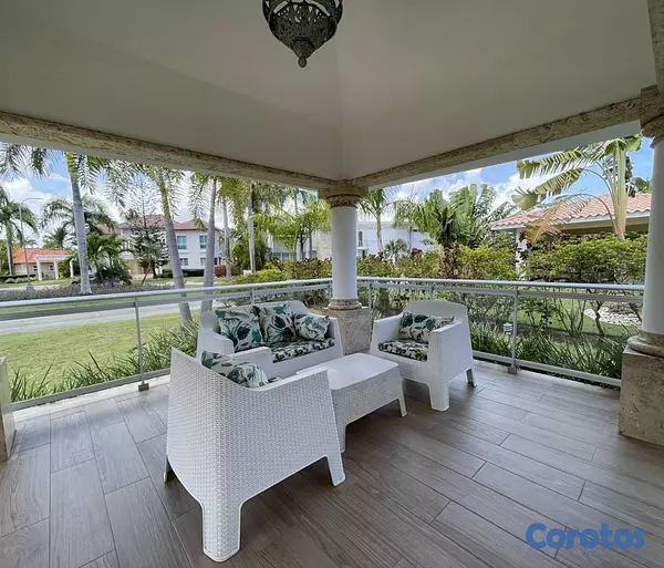 casas vacacionales y villas - VILLA EN VENTA EN COCOTAL GOLF & COUNTRY CLUB, FRENTE AL CAMPO DE GOLF 7