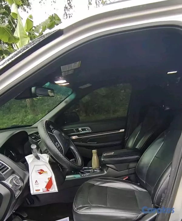 jeepetas y camionetas - Vendo mi Ford Explorer 2016 Limited por motivo de viaje 5