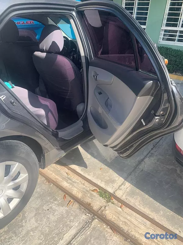 carros - Toyota Corolla 2011 5