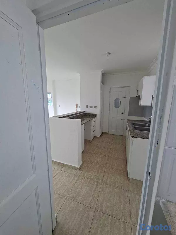 apartamentos - VENDO DE OPORTUNIDA PRECIOSO Y AMPLIO APTO 4TO. PI 4