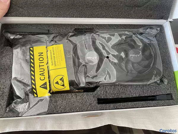computadoras y laptops - GPU RTX 5070 12 GB PNY 3