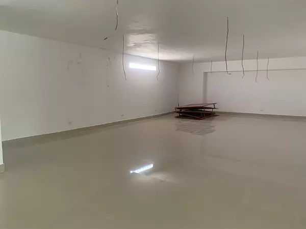 oficinas y locales comerciales - Local espacio abierto 80 m 3