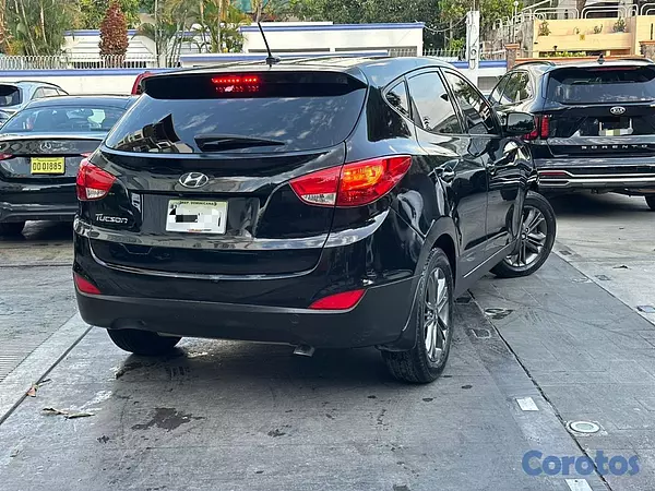 jeepetas y camionetas - Hyundai Tucson año 2015 5