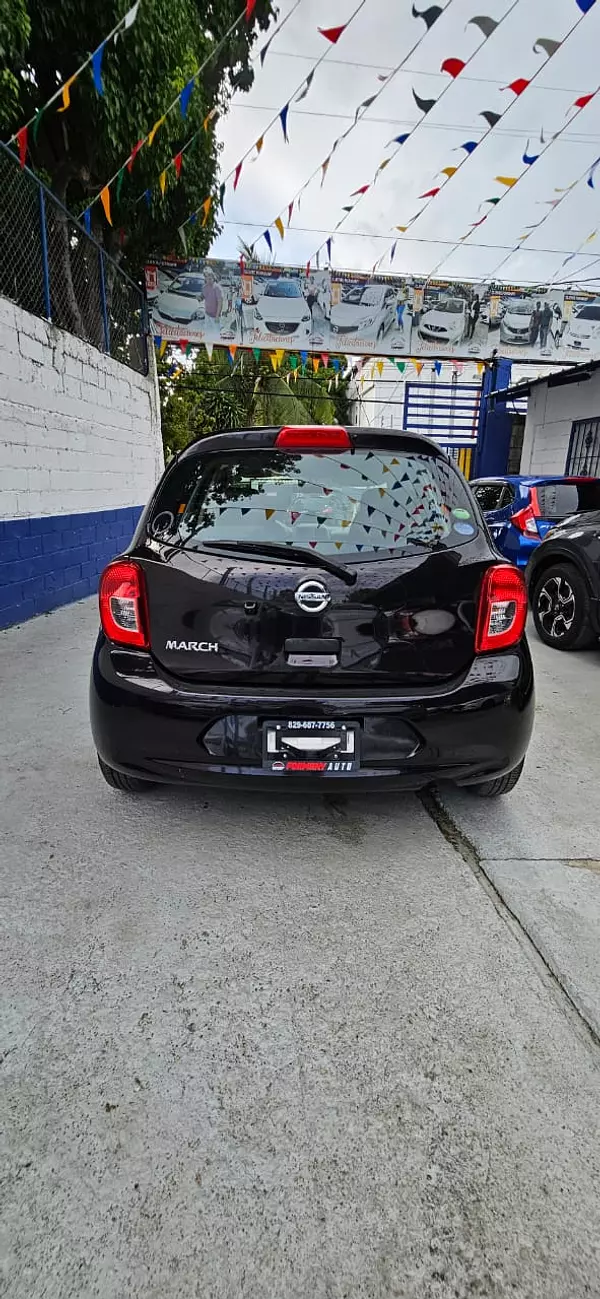 carros - NISSAN MARCH  5