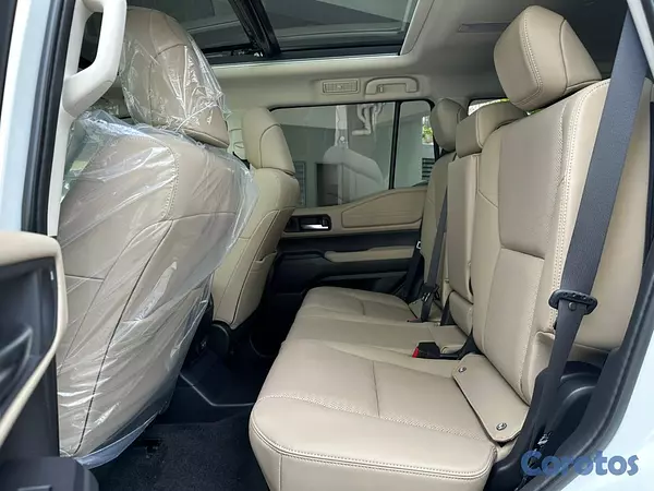 jeepetas y camionetas - Toyota Land Cruiser Prado LUXURY 1L 2026 7