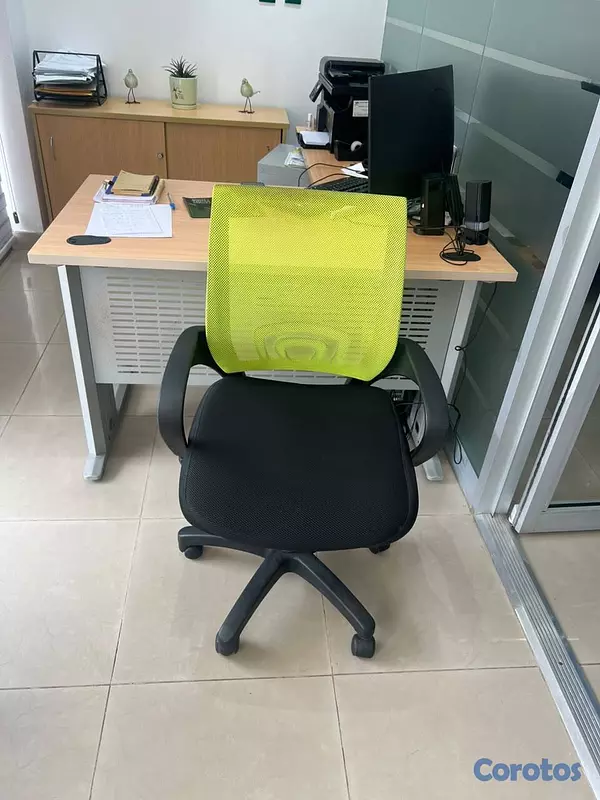 articulos de oficina - SILLAS DE OFICINA ERGONÓMICAS USADAS EN VENTA EN B 4