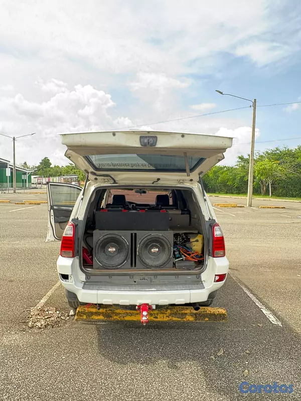 jeepetas y camionetas - Se vende toyota 4Runner, lista para trabajar 10