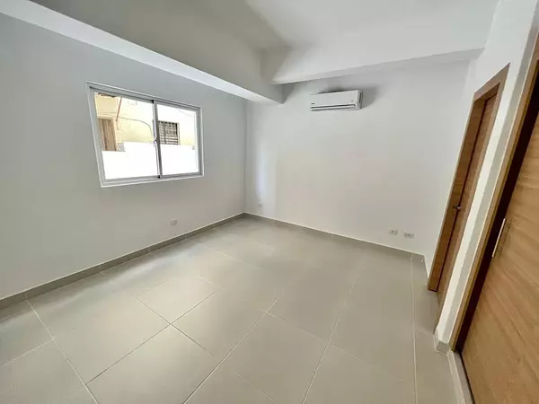apartamentos - Se alquila apartamento nuevo con linea blanca 8
