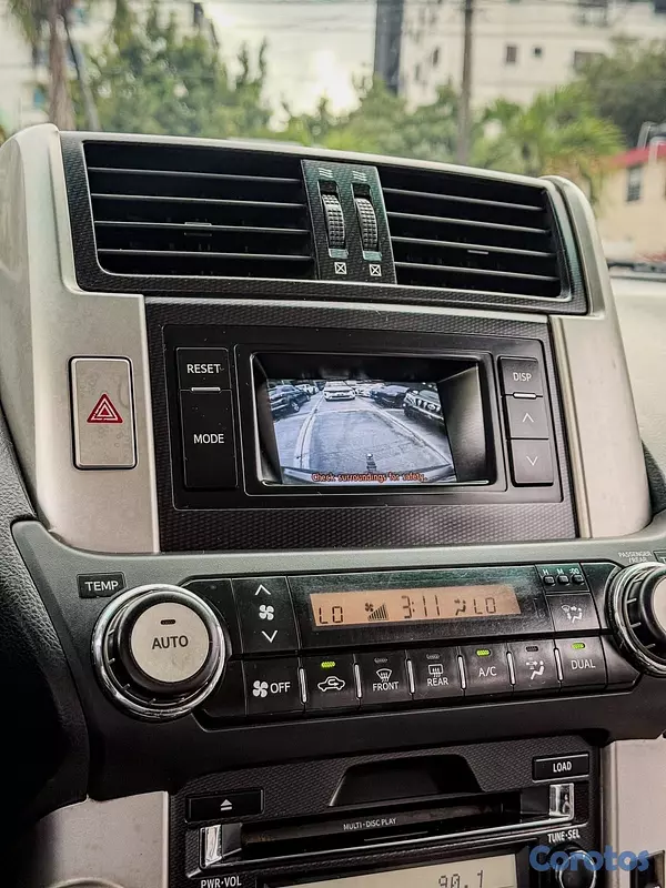 jeepetas y camionetas - 🚗 TOYOTA LAND CRUISER PRADO VXL 2011 8
