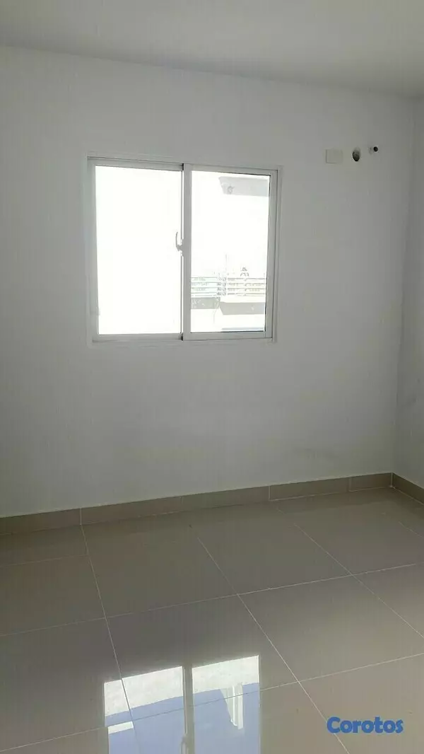 apartamentos -  Apartamentos de 3 habitaciones en Ave. Los Beisbolista 4