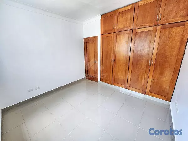 apartamentos - APARTAMENTO CON PATIO Y PLANTA FULL PROXIMO QUINTA 2