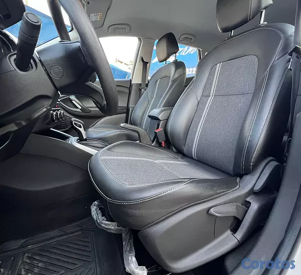 jeepetas y camionetas - Chevrolet Tracker LT 2023 | con 10770 Km 5